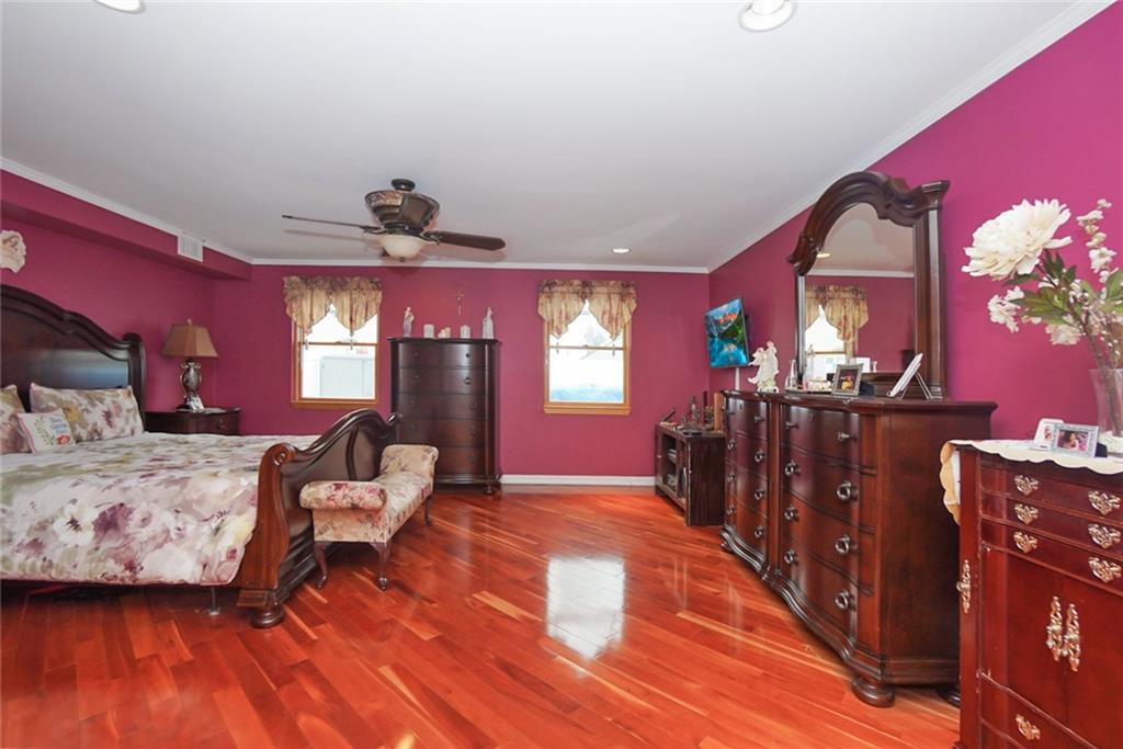 1416 80th Dyker Heights 11228 New York photo